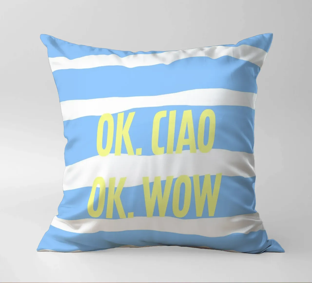 ok.ciao ok. wow cuscino da FRICKE DESIGN