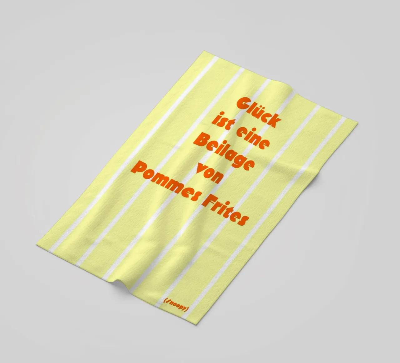 Glück ist eine Beilage von Pommes Frites. telo mare da FRICKE DESIGN