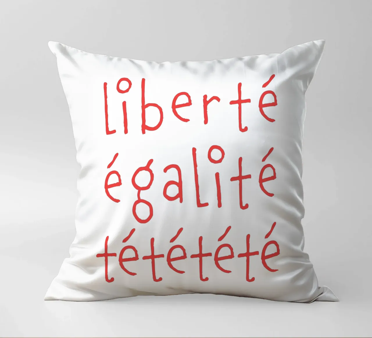 liberté. cuscino da FRICKE DESIGN
