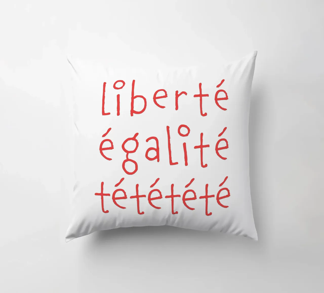 liberté. cuscino da FRICKE DESIGN