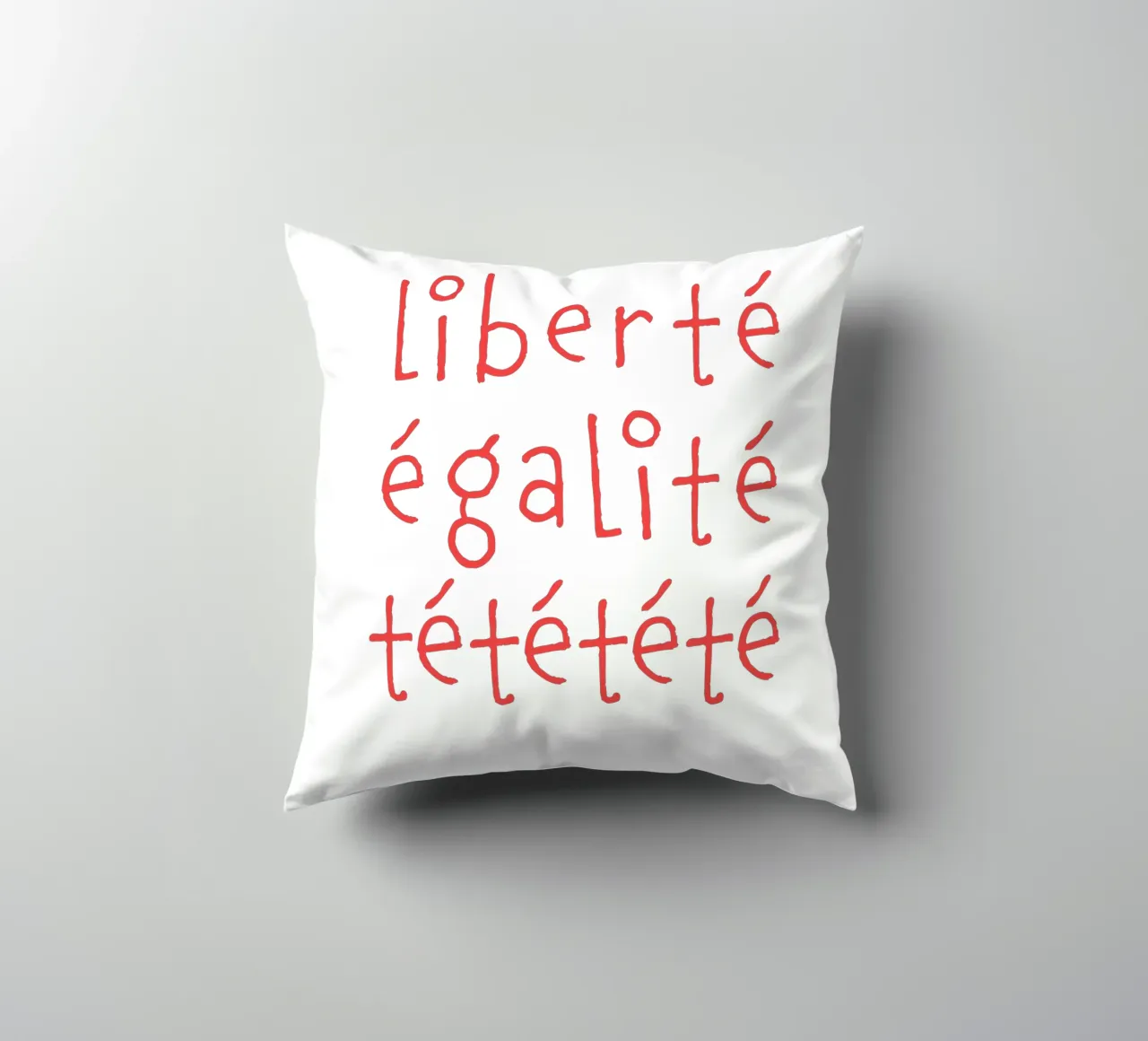 liberté. cuscino da FRICKE DESIGN