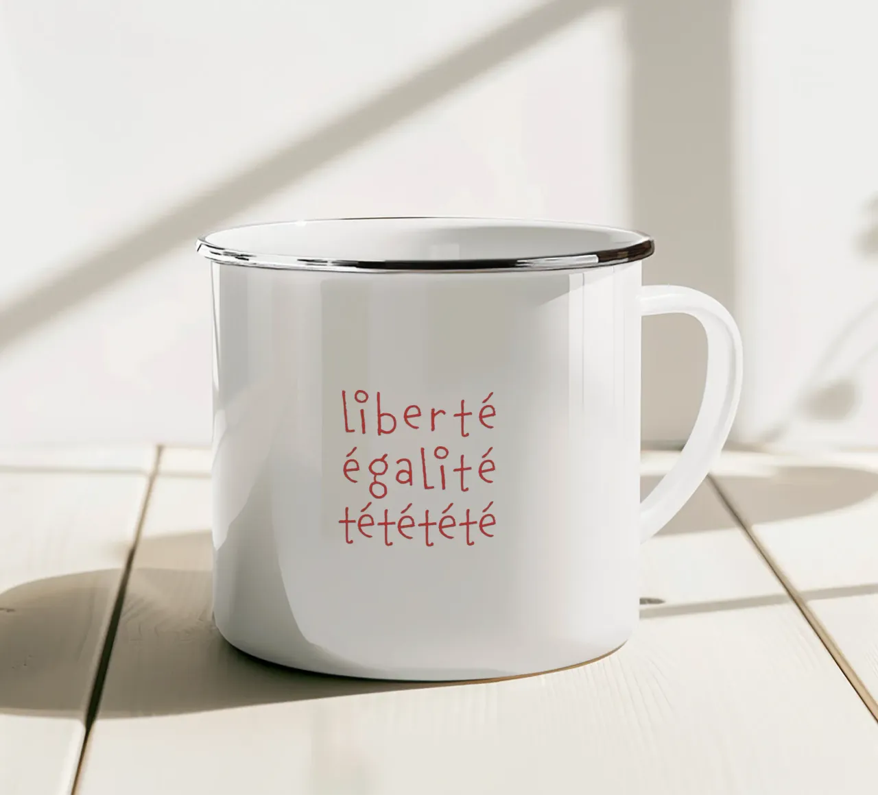 liberté. tazza in smalto da FRICKE DESIGN