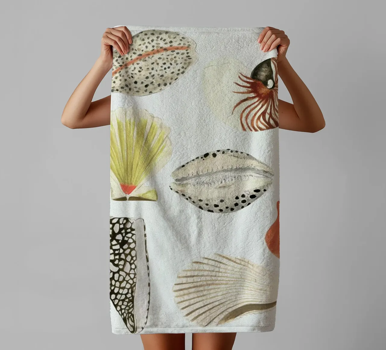 Shells towel by Isabelle Vandeplassche