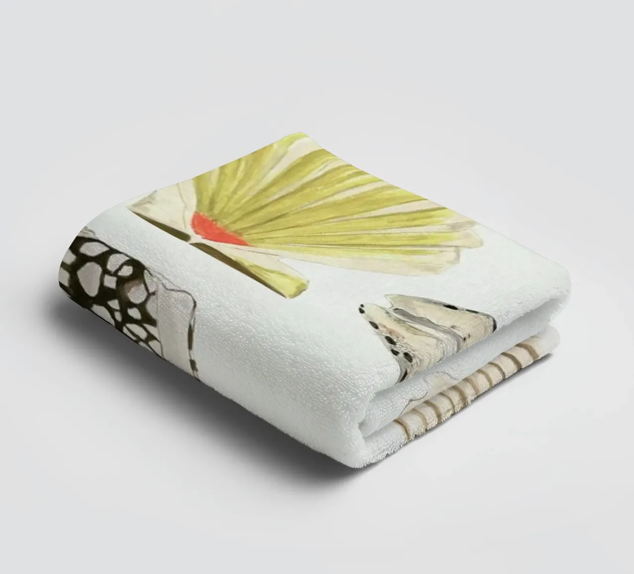 Shells towel by Isabelle Vandeplassche
