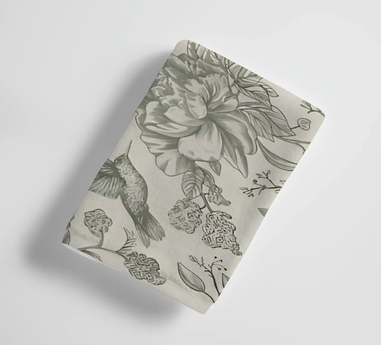 Kolibrie & Pioenroos Patroon | Vintage Botanisch Behang Pr badhanddoek van NorwesClub
