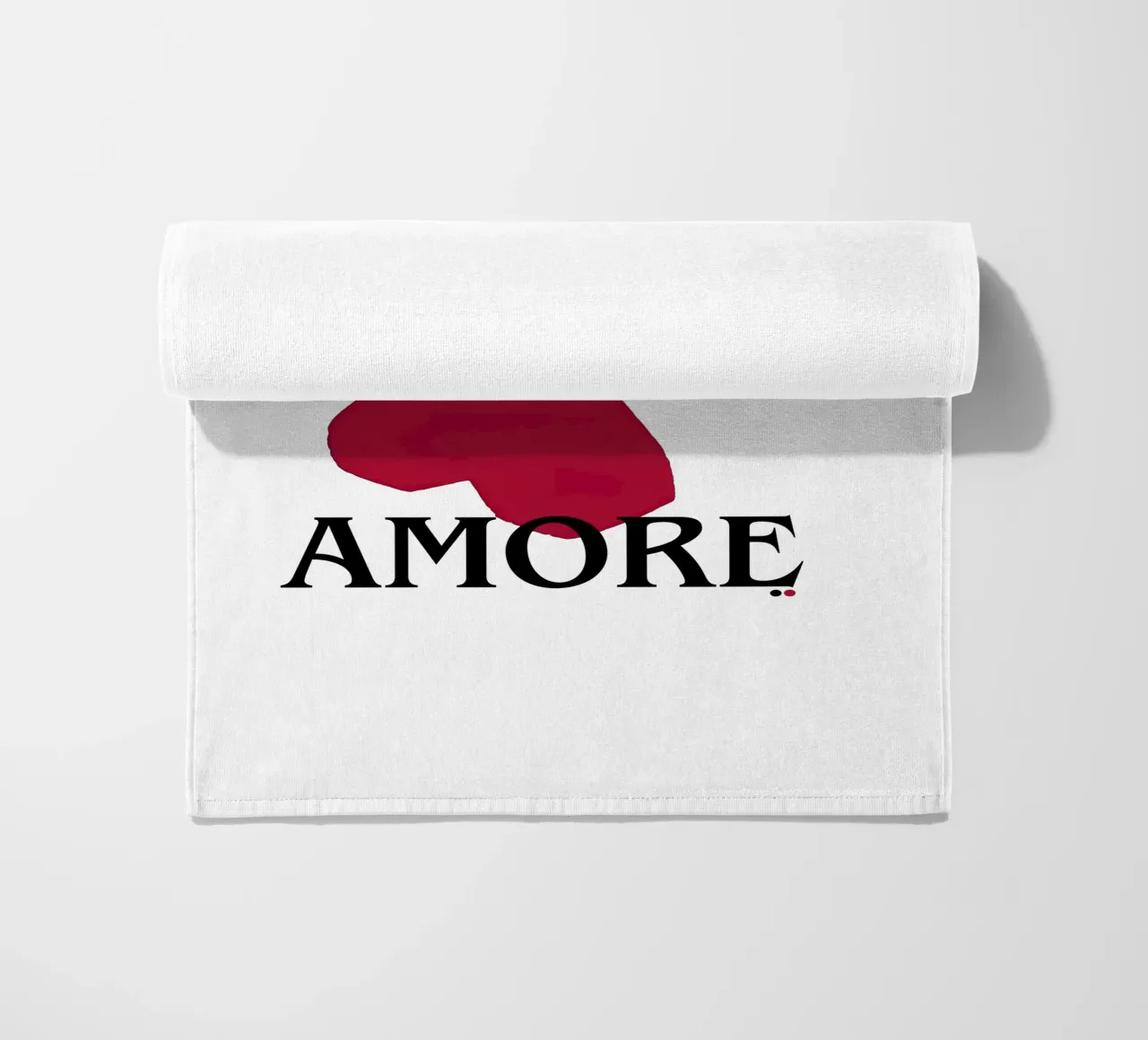 More Amore – Love, Louder telo mare da Attaboy Dsgn