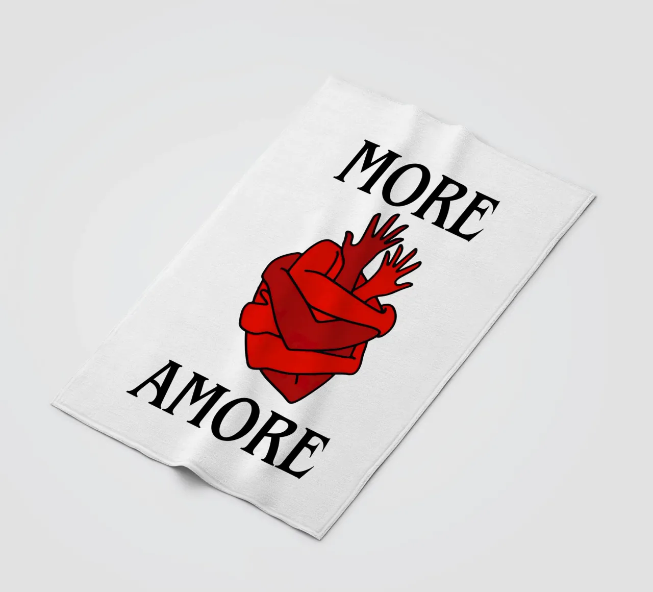 More Amore – Wrapped in Love coperta in pile da Attaboy Dsgn