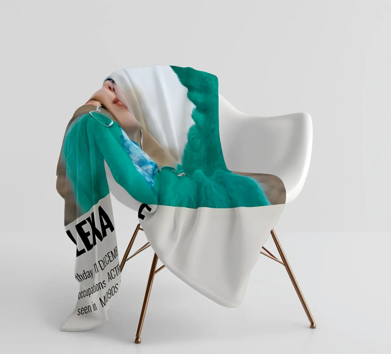 ALEXA DEMIE coperta in pile da MVFminimalist