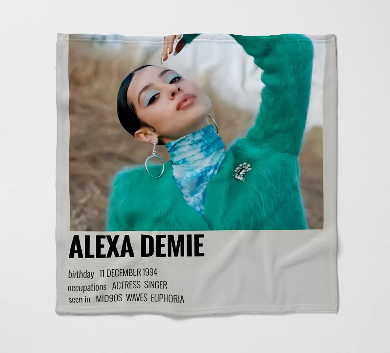 ALEXA DEMIE coperta in pile da MVFminimalist