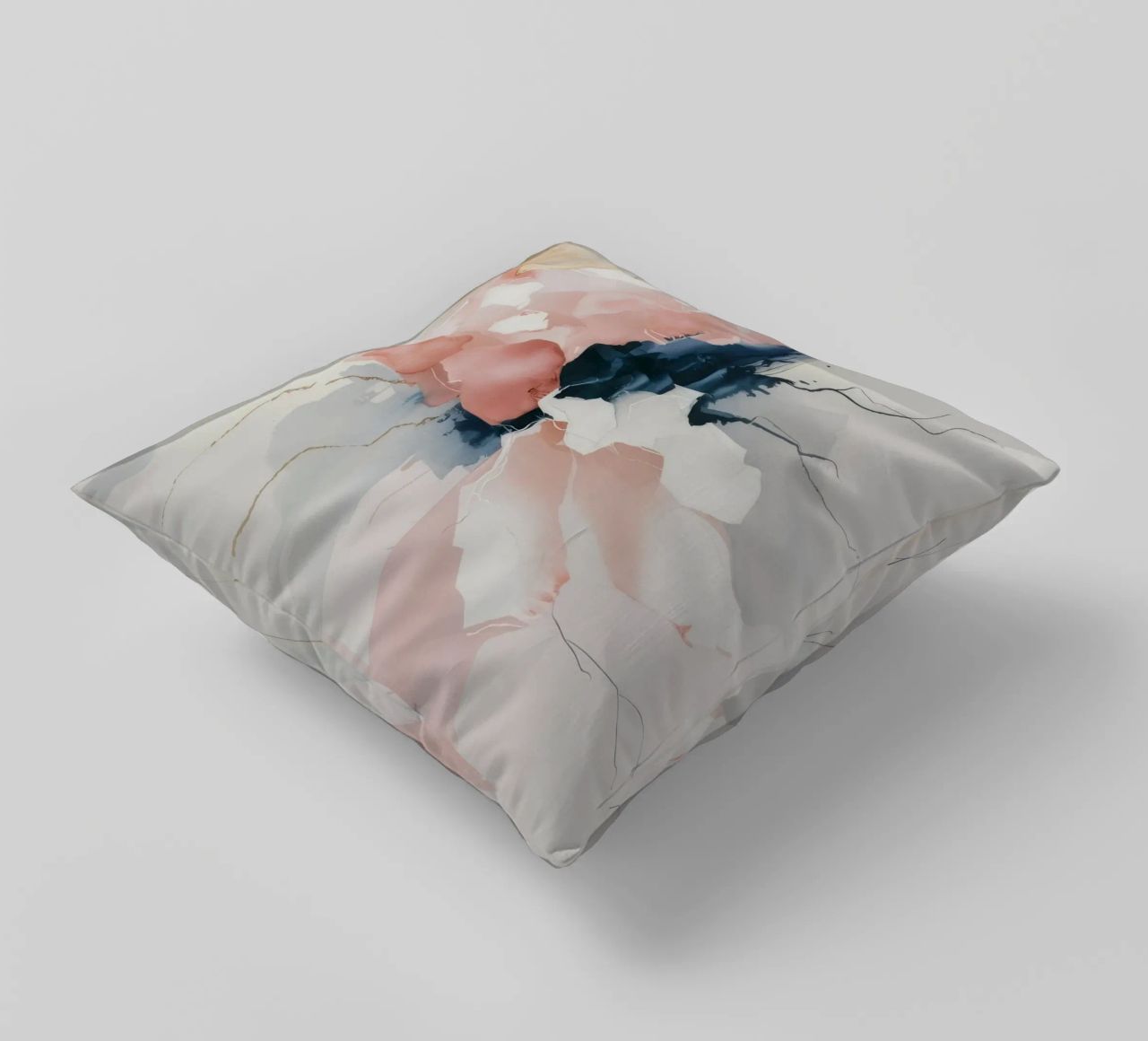 Anima in fiore svelata cuscino da Dream Spectrum