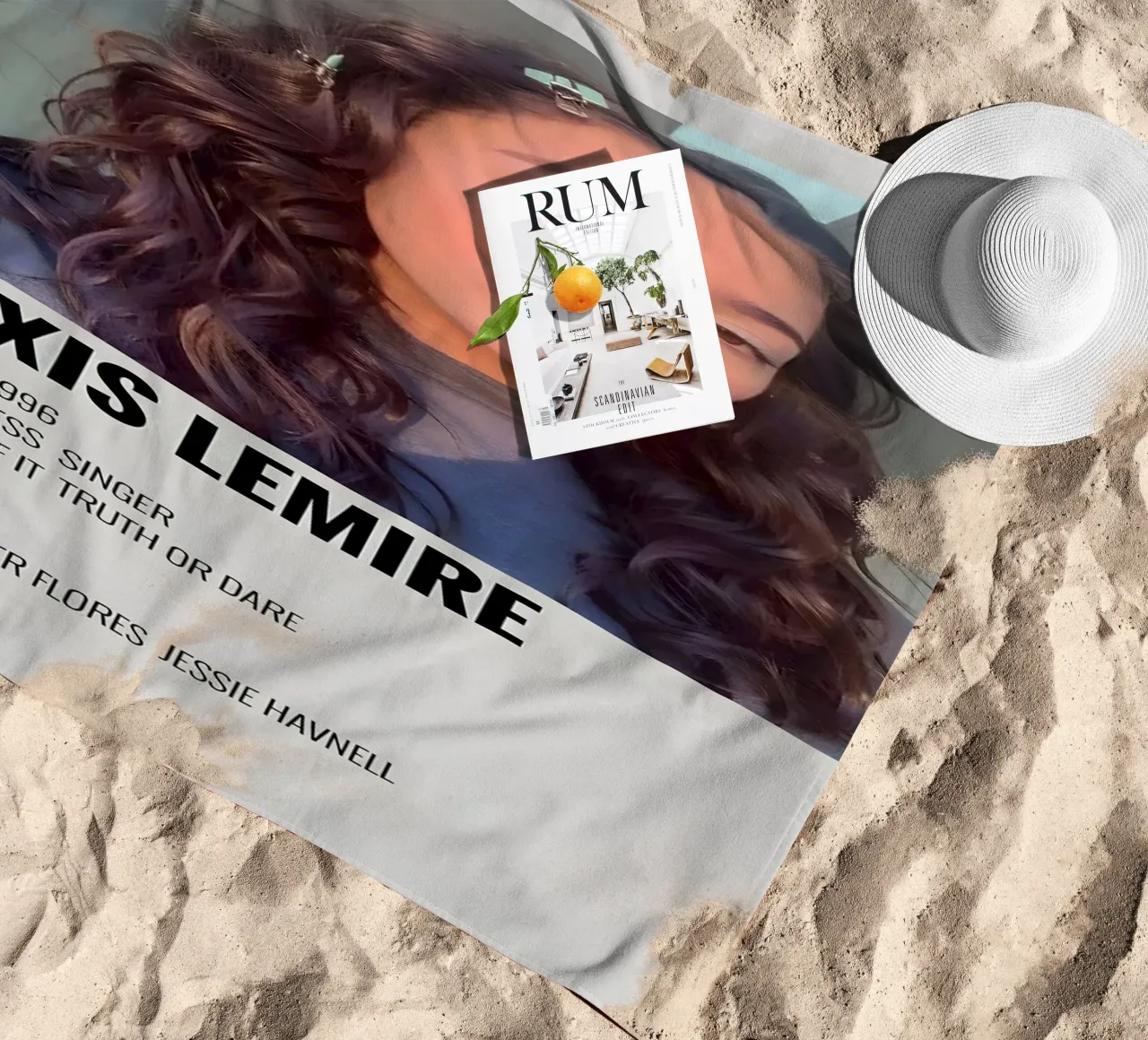ALEXXIS LEMIRE telo mare da MVFminimalist