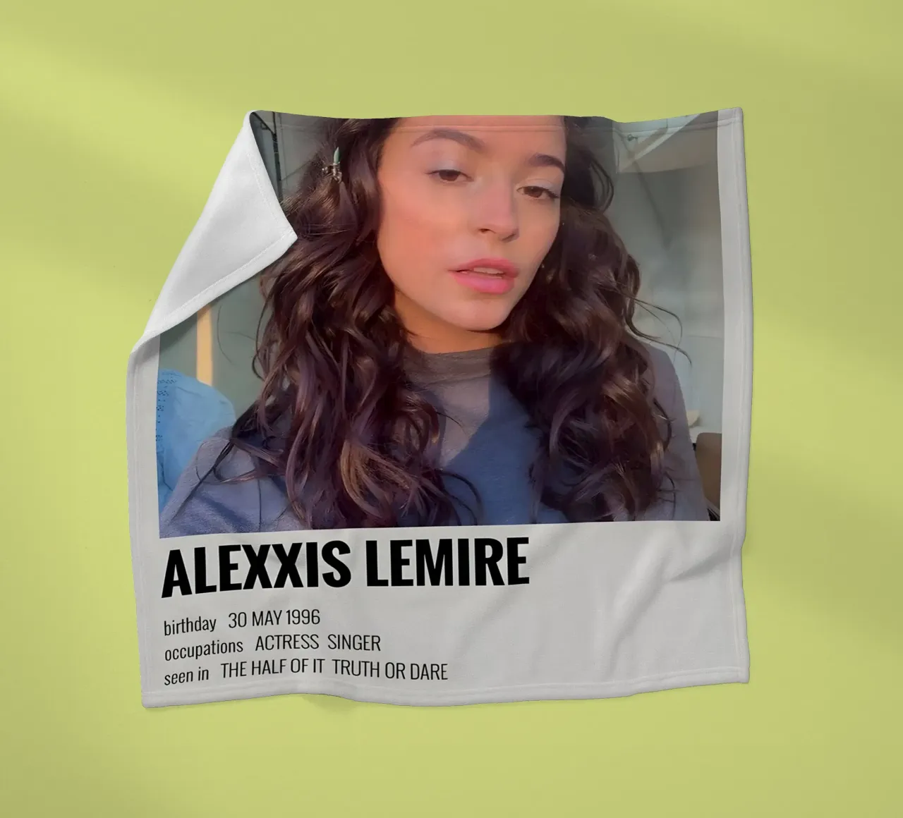 ALEXXIS LEMIRE coperta in pile da MVFminimalist
