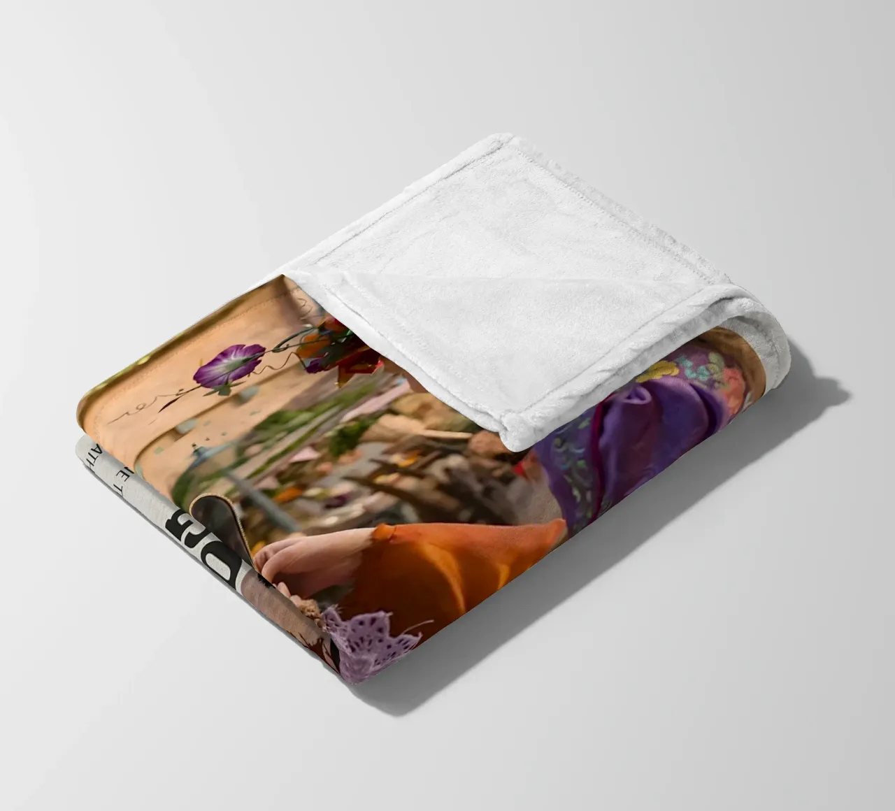 ALICE THROUGH THE LOOKING GLASS 2016 coperta in pile da MVFminimalist