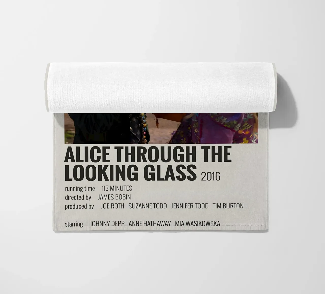 ALICE THROUGH THE LOOKING GLASS 2016 telo mare da MVFminimalist