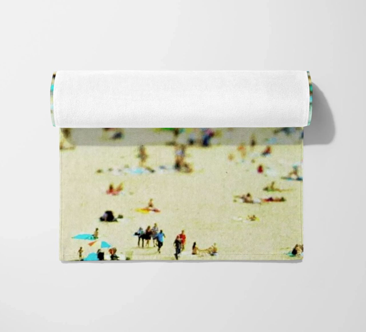 Coney Island Beach telo mare da Mina Teslaru