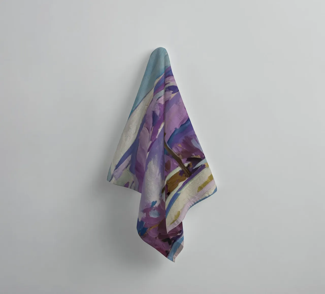 Winters Auburn Edge Handtuch von Celestial Harmony