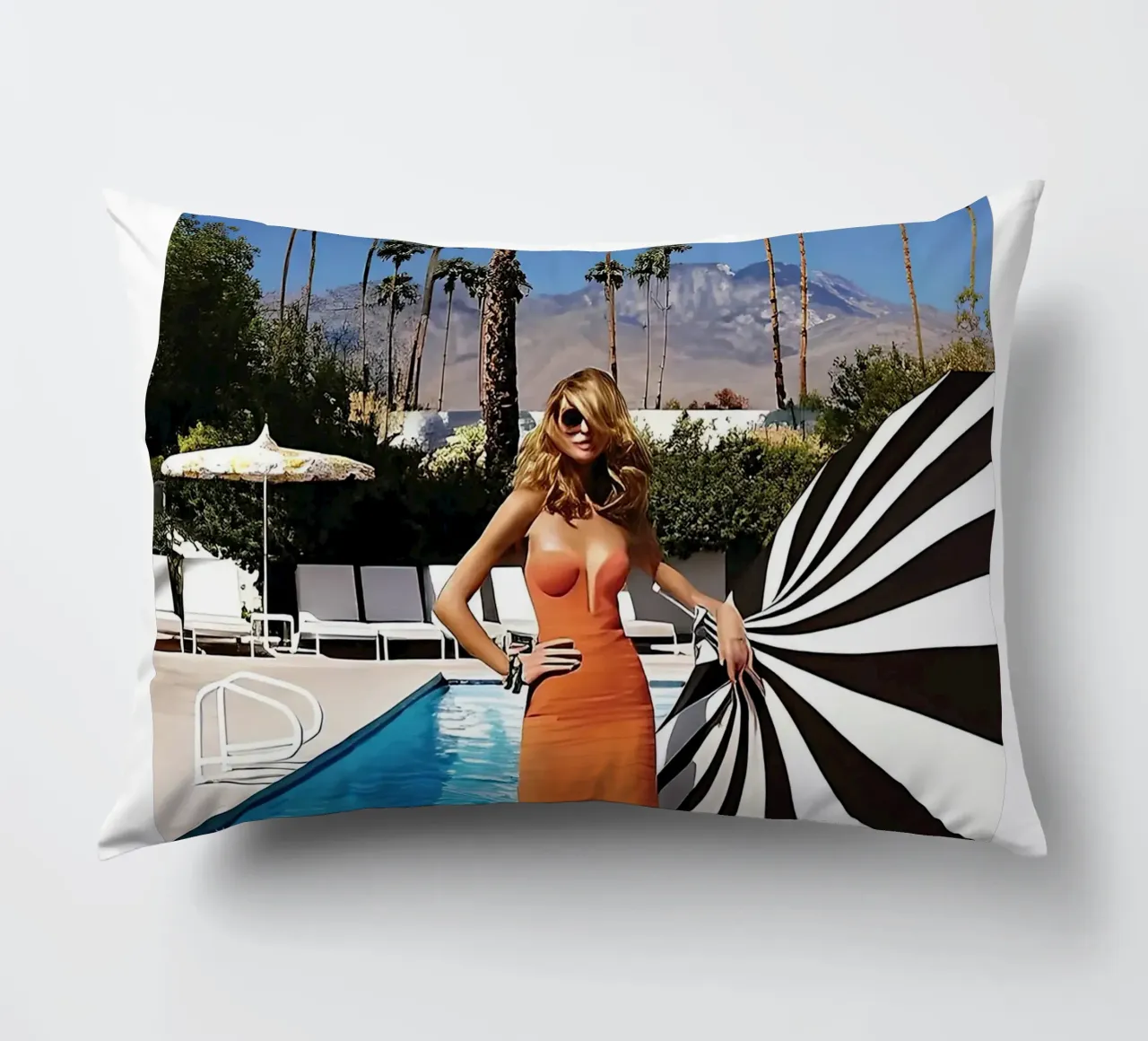 cool women Pool Side Slim Aaron cojín de Slim Aarons Vintage