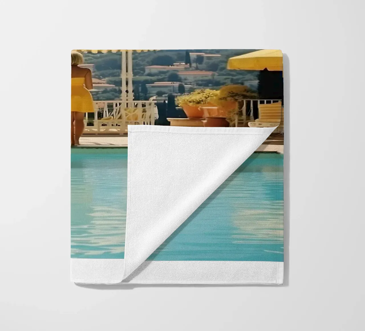 Piscina di Cannes in stile retrò anni '60 telo mare da Slim Aarons Vintage