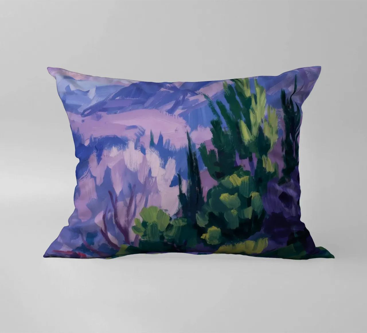 Echi di montagna viola cuscino da Radiance Landscape