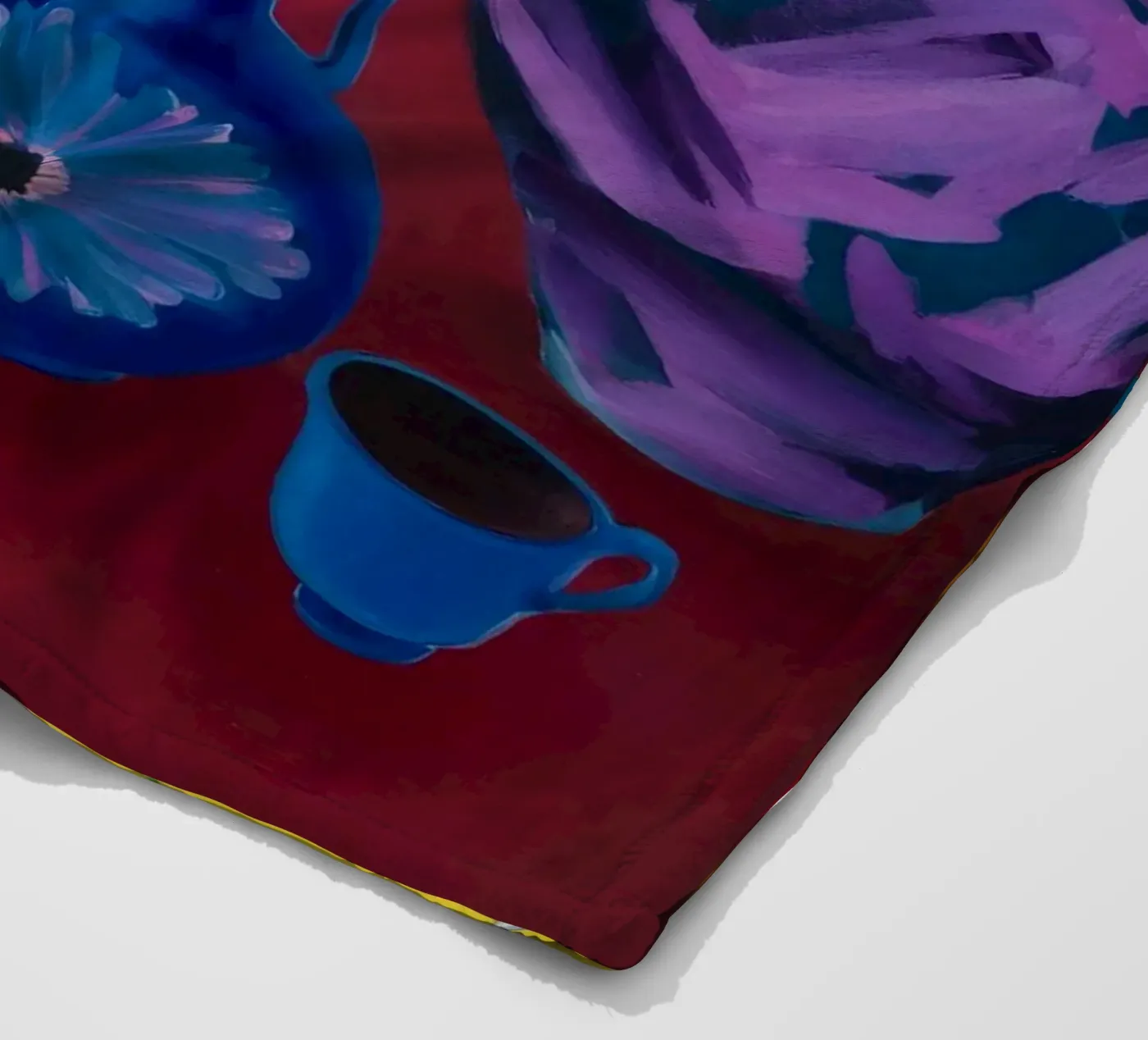 Arredo da tavola per le feste coperta in pile da Opal Strokes