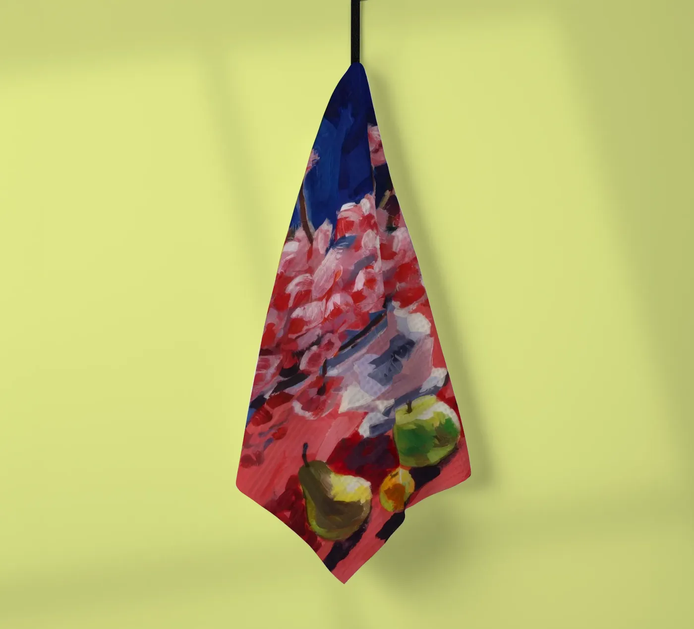 Ruby Bloom Contrast Geschirrtuch von Celestial Harmony