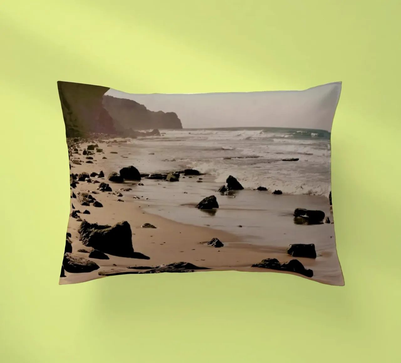 Hazy Mornings At The Beach cuscino da Sebastian Hilgetag