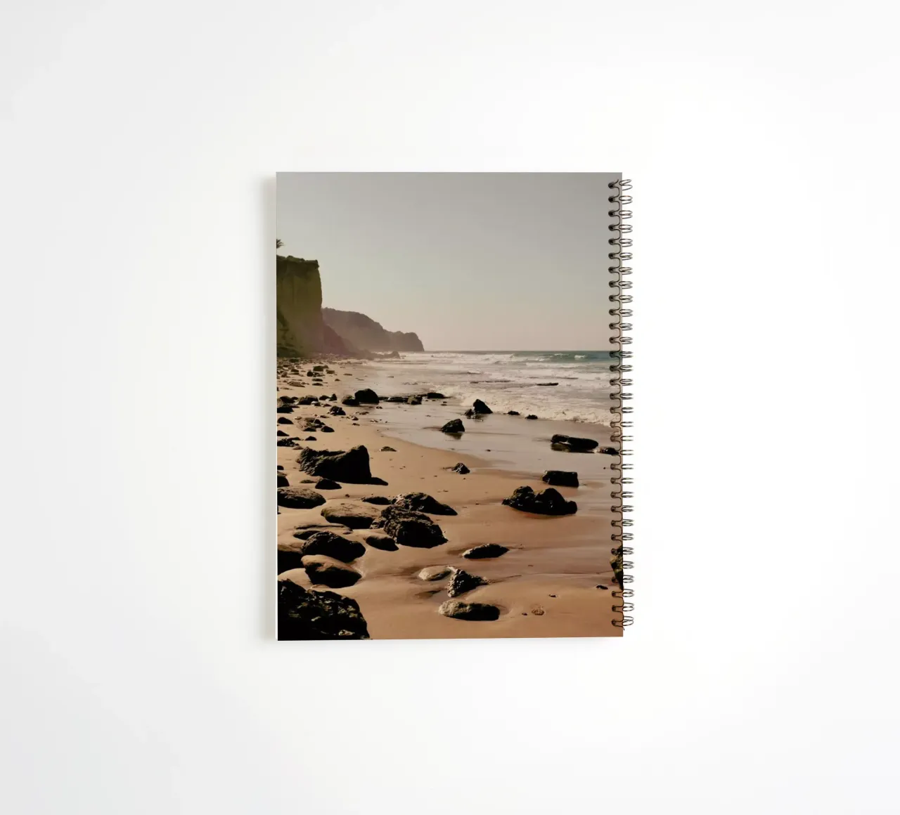 Hazy Mornings At The Beach diario ad anelli da Sebastian Hilgetag