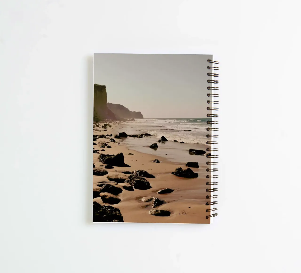 Hazy Mornings At The Beach diario ad anelli da Sebastian Hilgetag