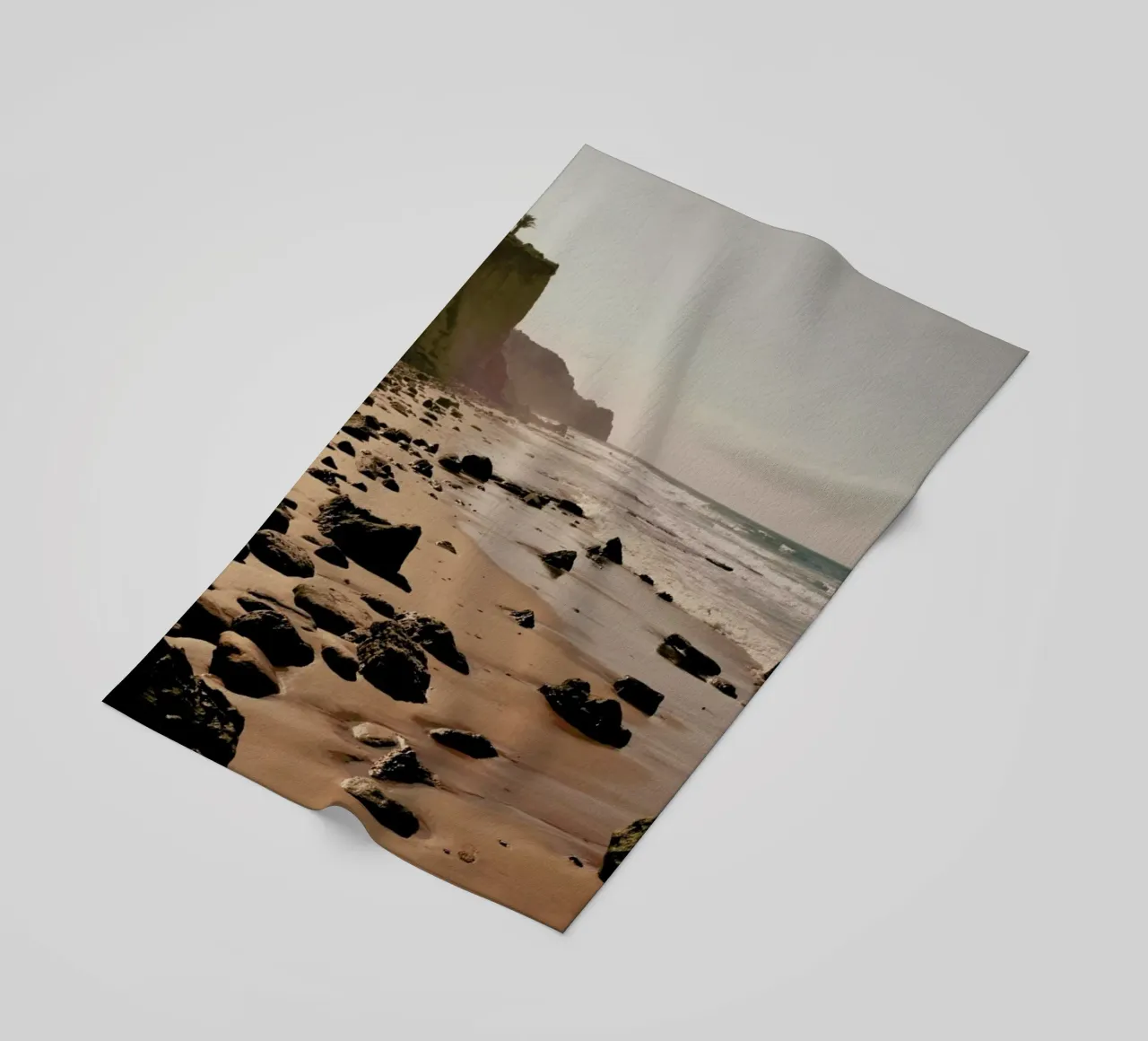 Hazy Mornings At The Beach telo mare da Sebastian Hilgetag