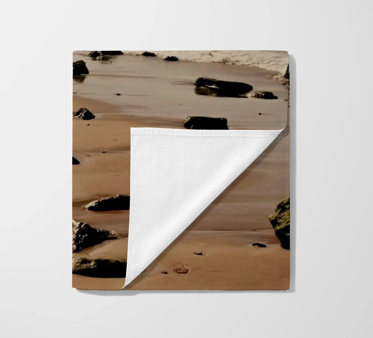 Hazy Mornings At The Beach telo mare da Sebastian Hilgetag