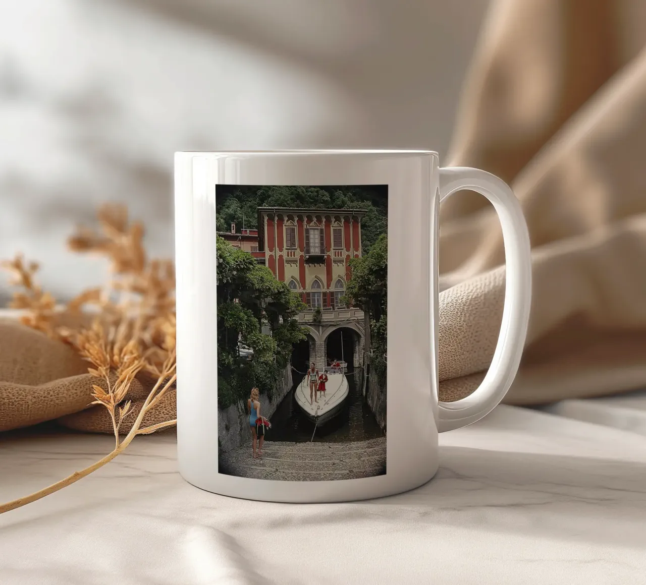 tullio abbate tazza in ceramica da Slim Aarons Vintage