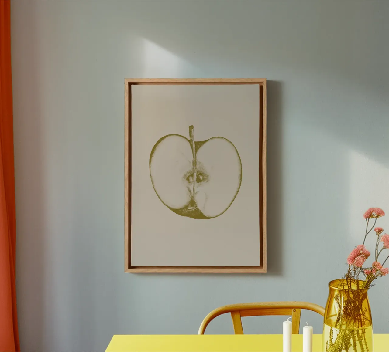 Yellow Apple canvas met Baklijst van La Bola