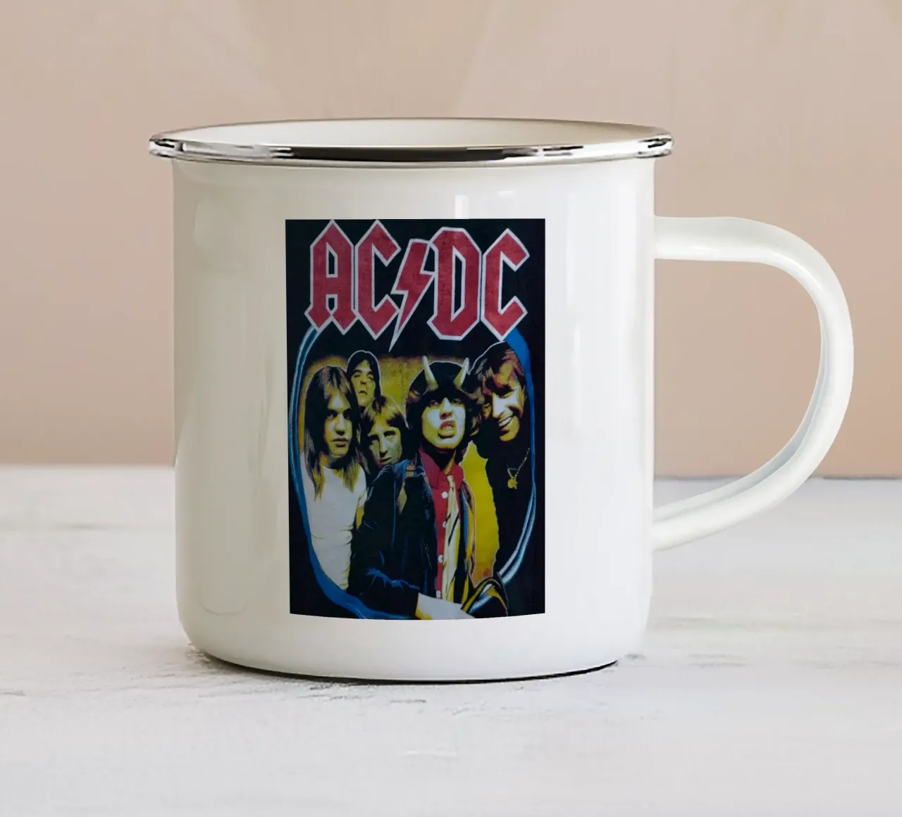 ritmo che colpisce duro tazza in smalto da korve