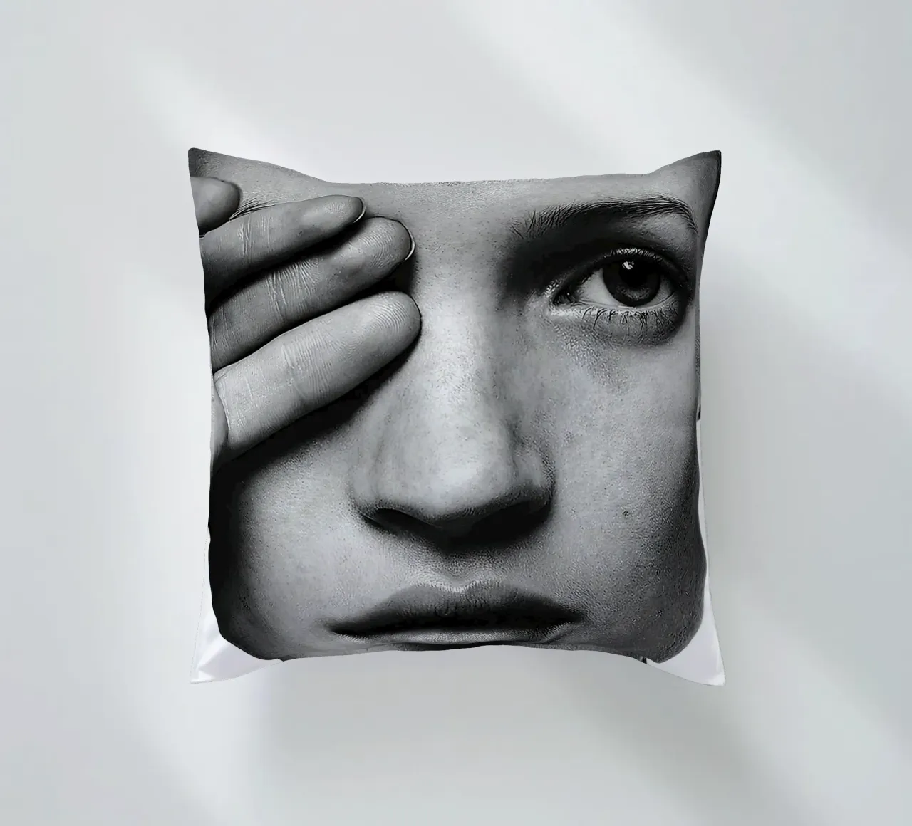 Ritratto di Kate Moss cuscino da Black And White