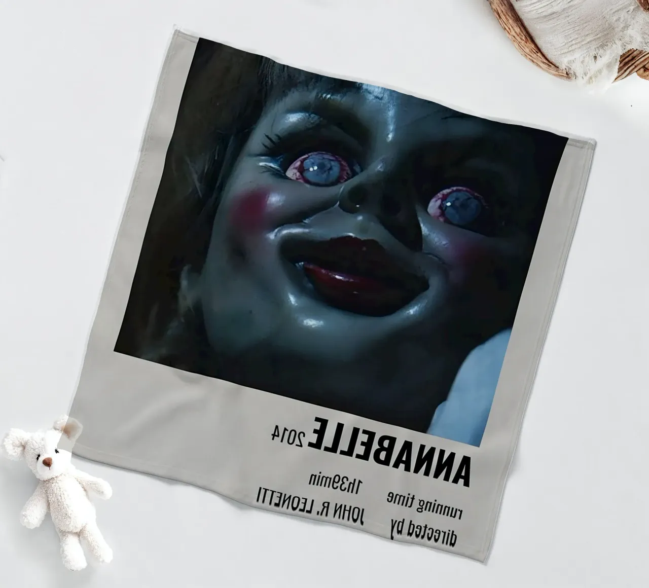 ANNABELLE 2014 coperta in pile da MVFminimalist