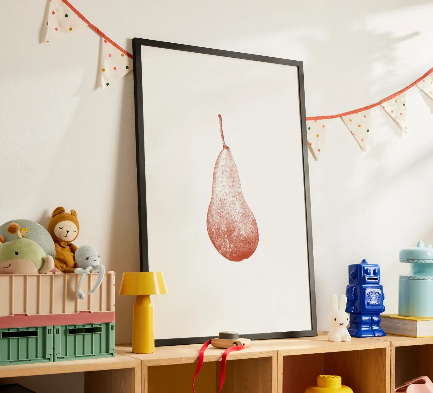 Red Pear poster van La Bola