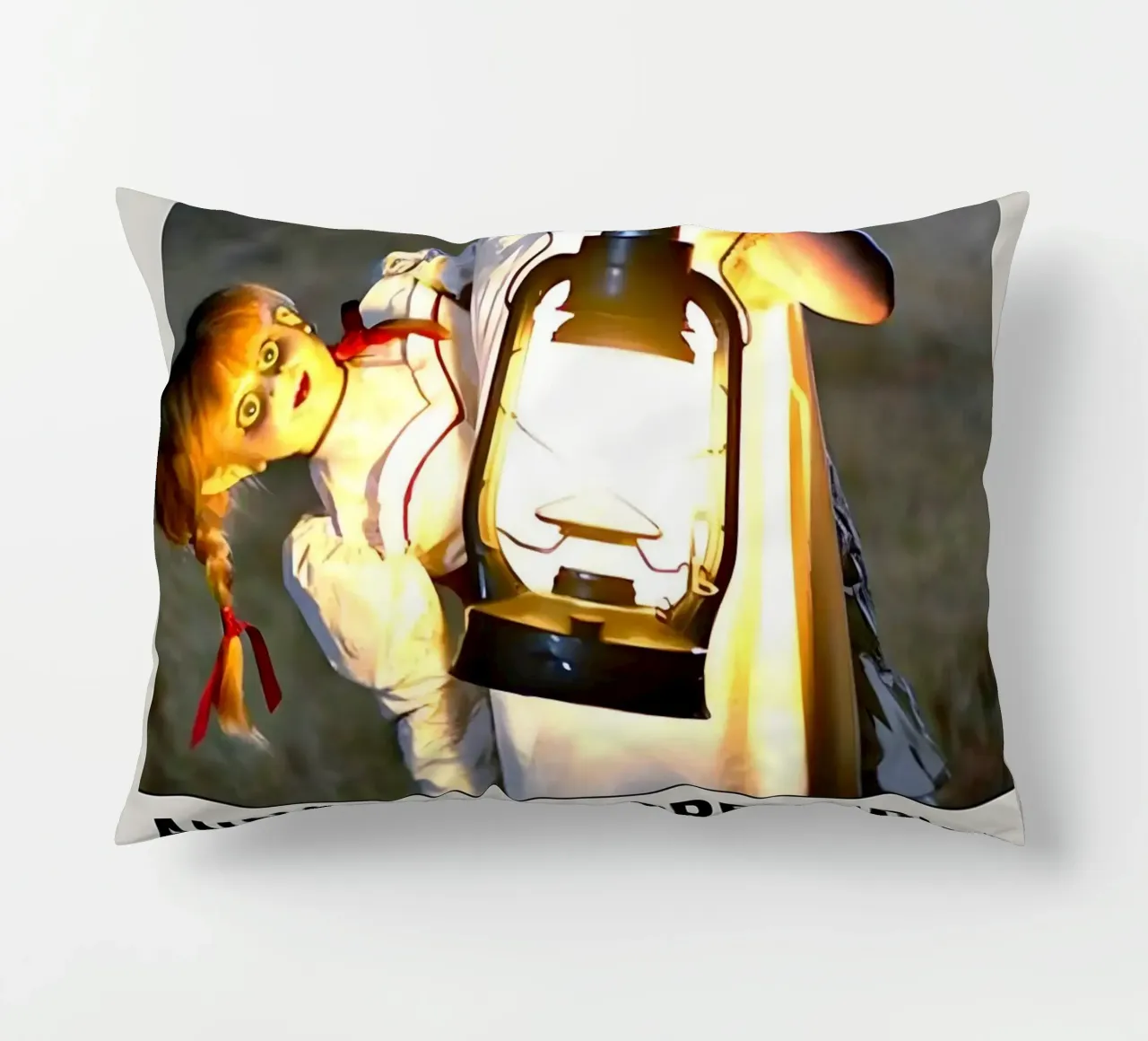 ANNABELLE CREATION 2017 cuscino da MVFminimalist