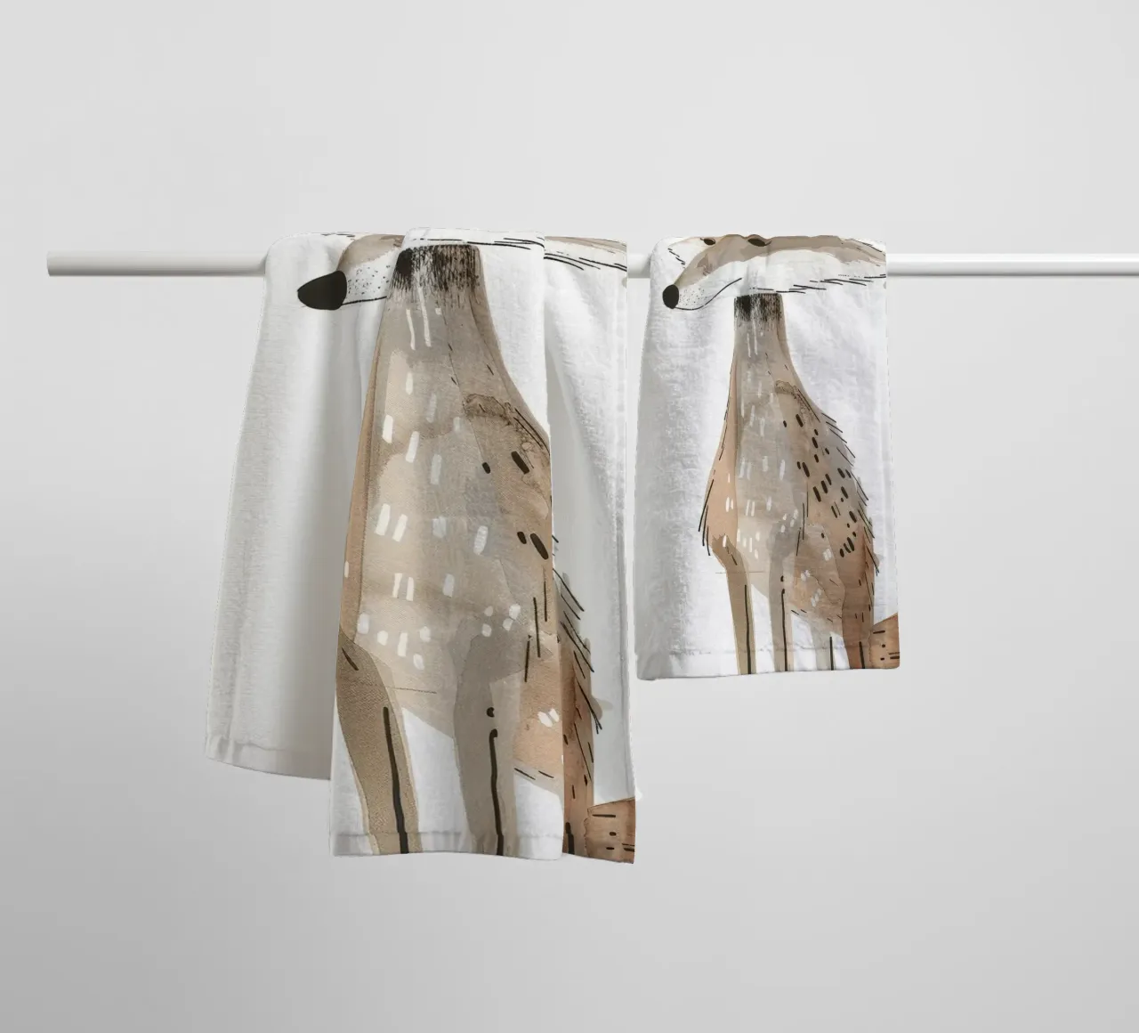 Coyote in movimento asciugamano da bagno da DesignDoodle