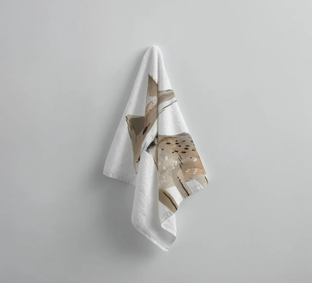 Coyote in movimento asciugamano da bagno da DesignDoodle