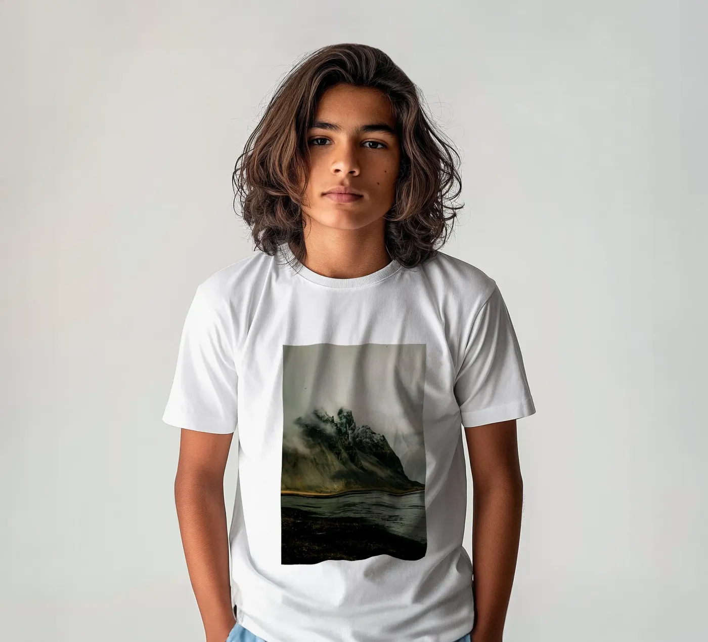 mountain clouds t-shirt bambini da Earthly Visions