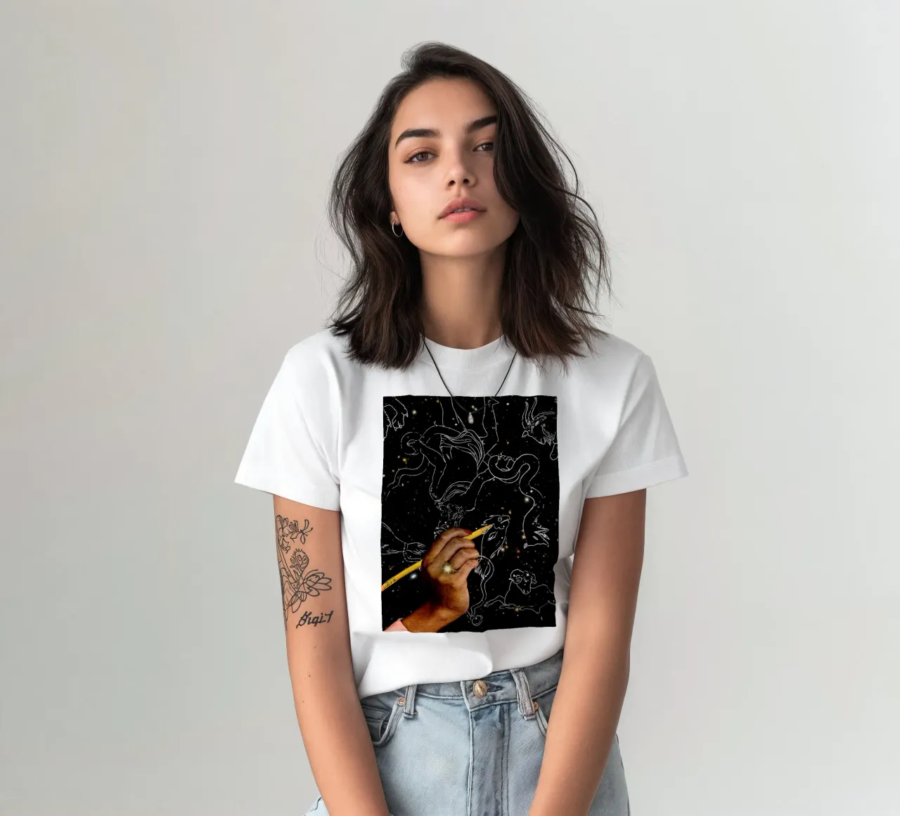 Drawing constellations t-shirt da MsGonzalez