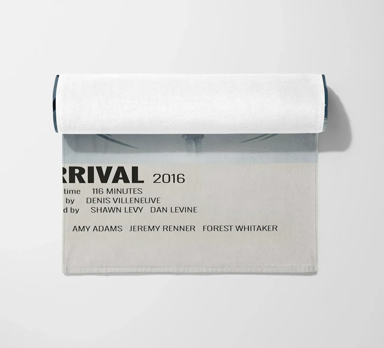 ARRIVAL 2016 telo mare da MVFminimalist