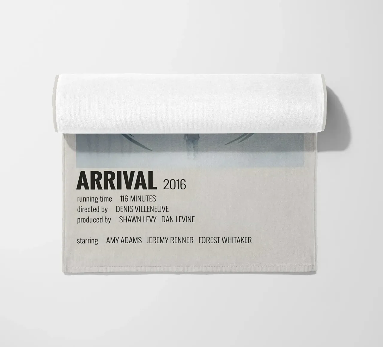 ARRIVAL 2016 telo mare da MVFminimalist