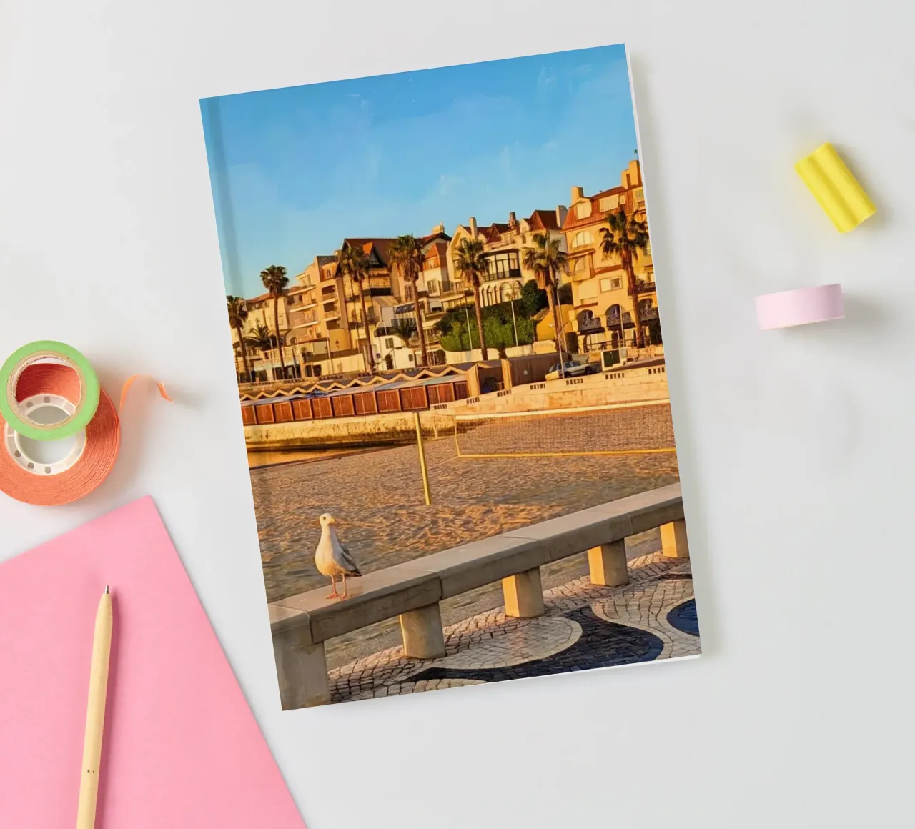 Mattinata in riva al mare a Cascais con il gabbiano diario da Hecate Pim Designs