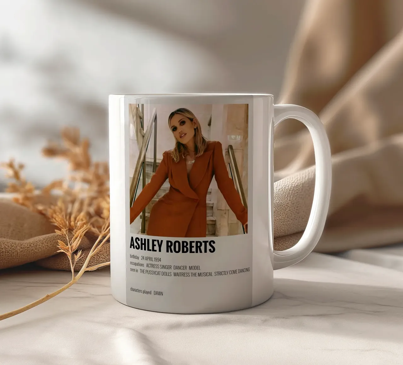 ASHLEY ROBERTS tazza in ceramica da MVFminimalist
