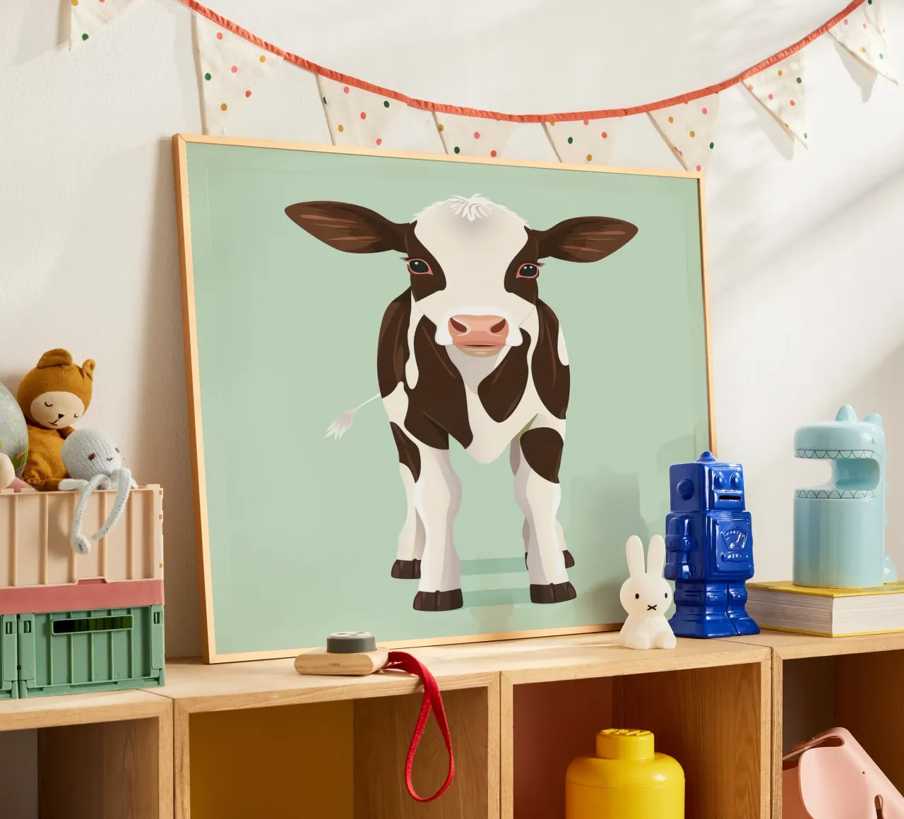 affascinante design di mucca con uno sguardo giocoso poster da DesignDoodle