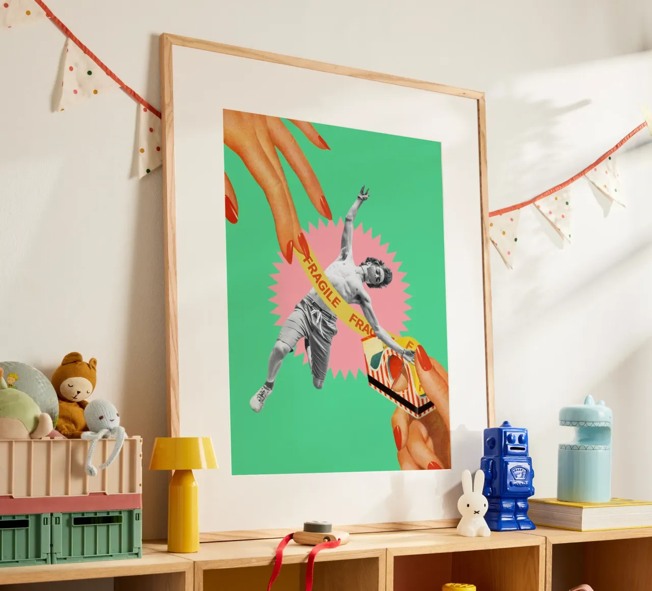 Fragile poster da MsGonzalez