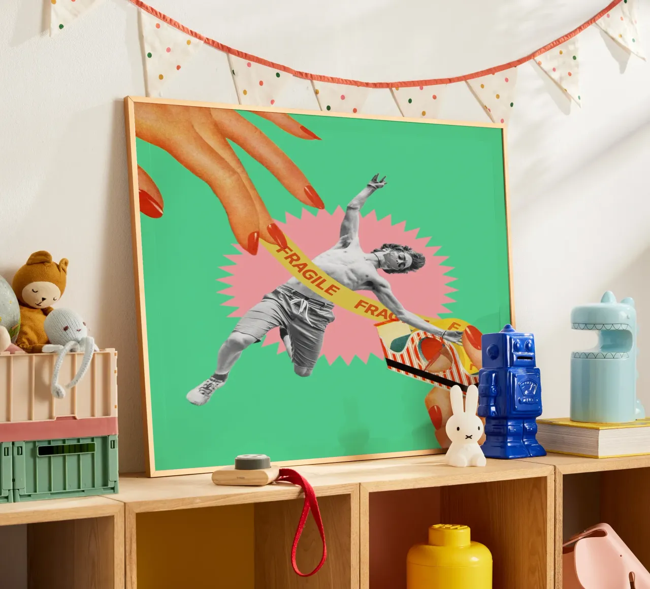 Fragile poster da MsGonzalez