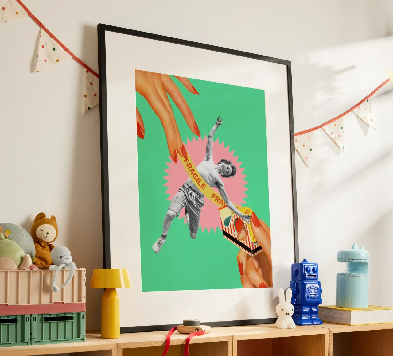 Fragile poster da MsGonzalez