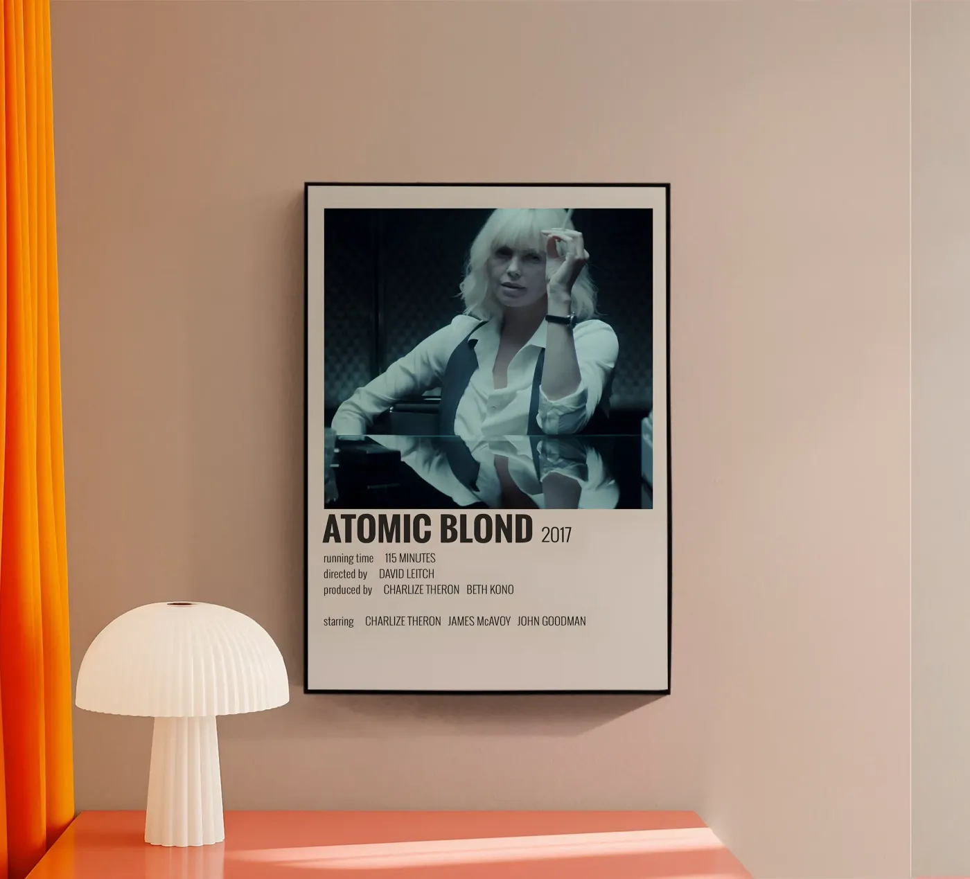 ATOMIC BLOND 2017 Acryl-Glas von MVFminimalist